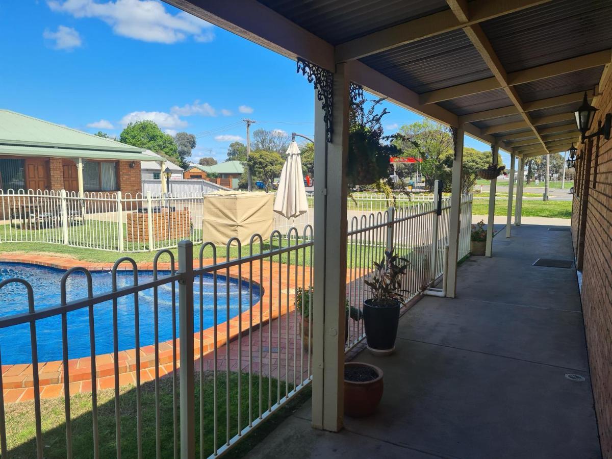 Regency Court Motel Cobram Exterior foto